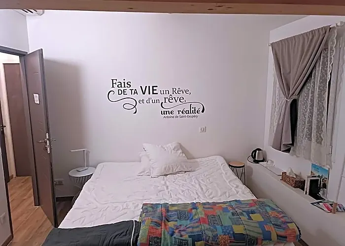 Alpinias Bed And Breakfast